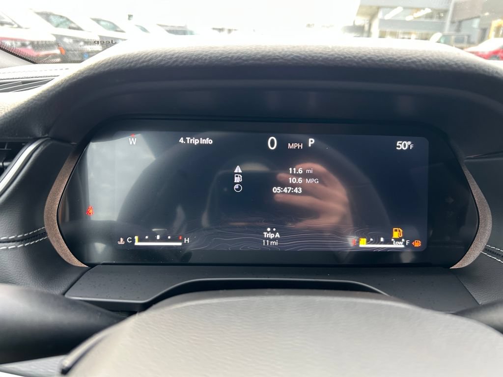 New 2025 Jeep Grand Cherokee 4WD image 10