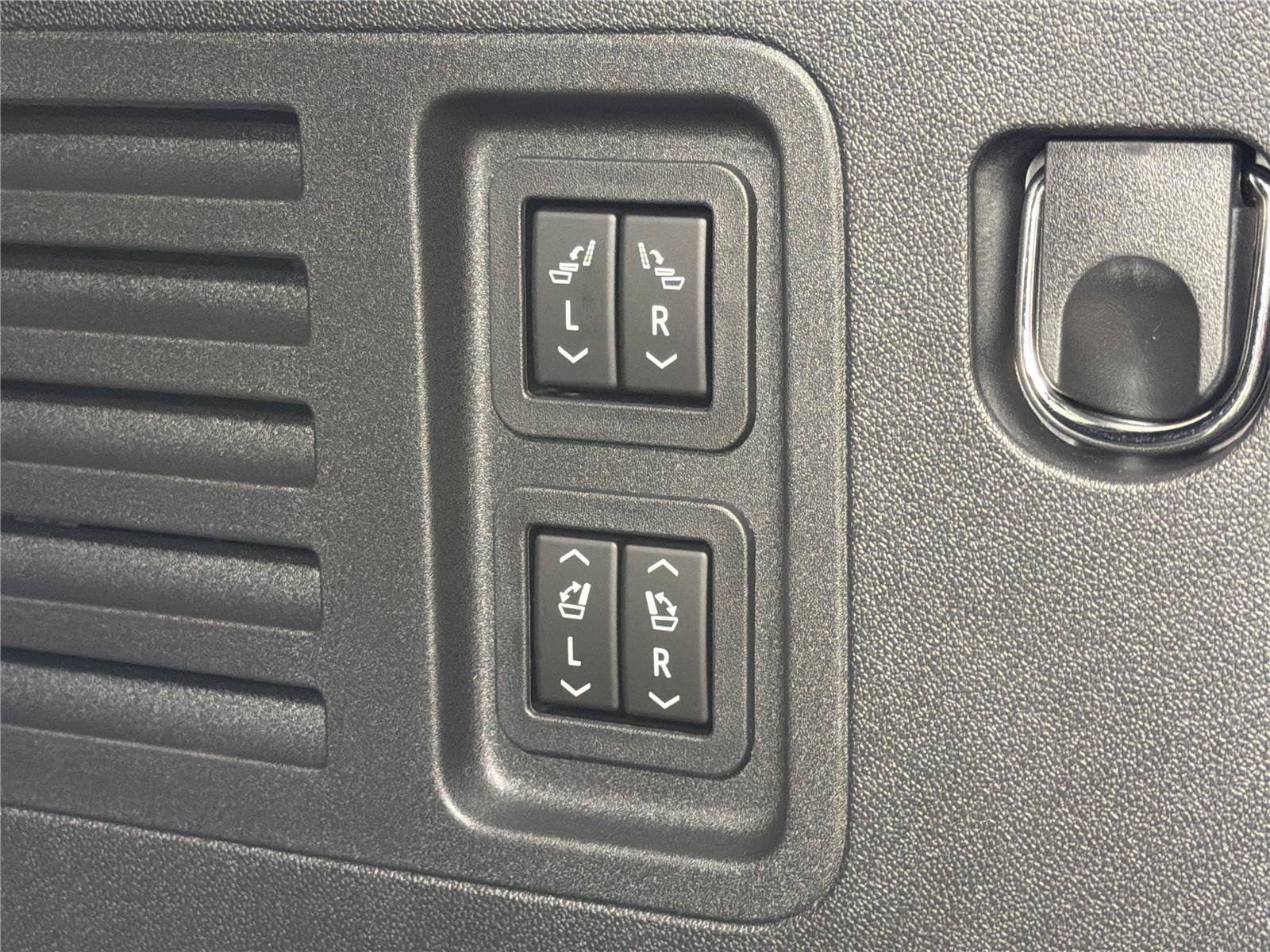 New 2026 Buick Enclave Sport Touring w/ Power Package FWD image 19