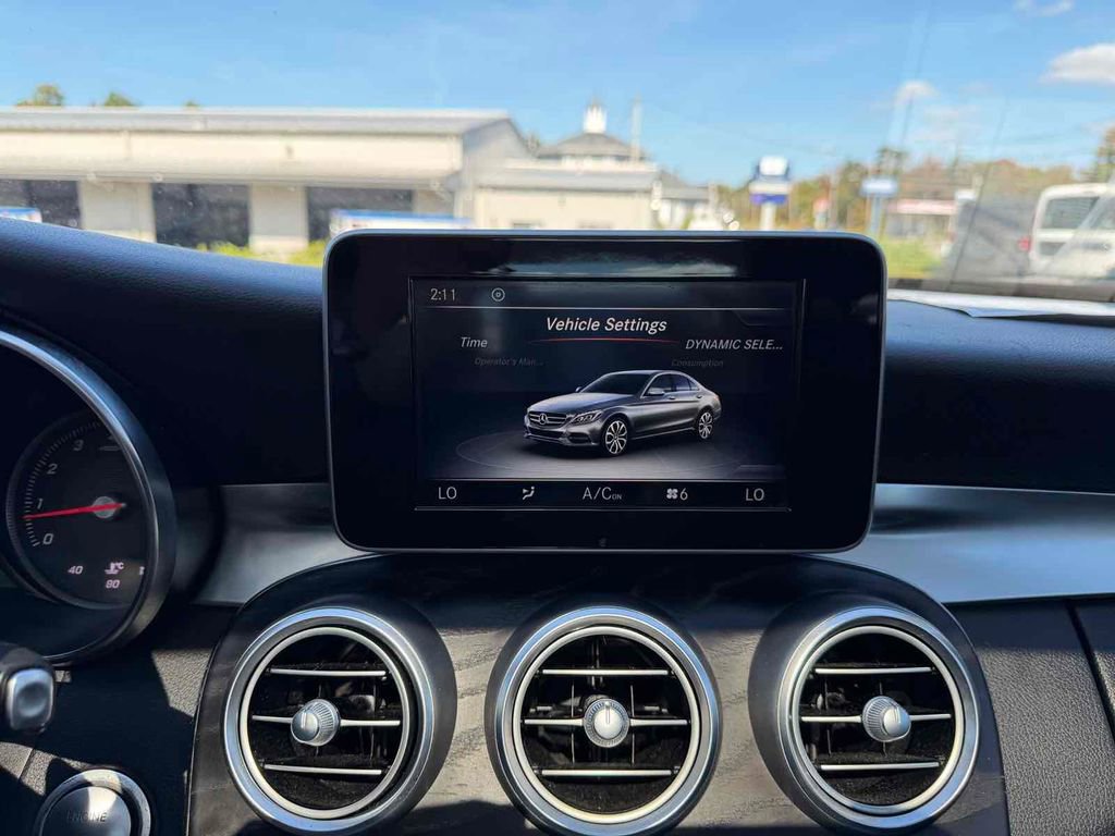 Used 2017 Mercedes-Benz C 300 4MATIC Sedan image 28