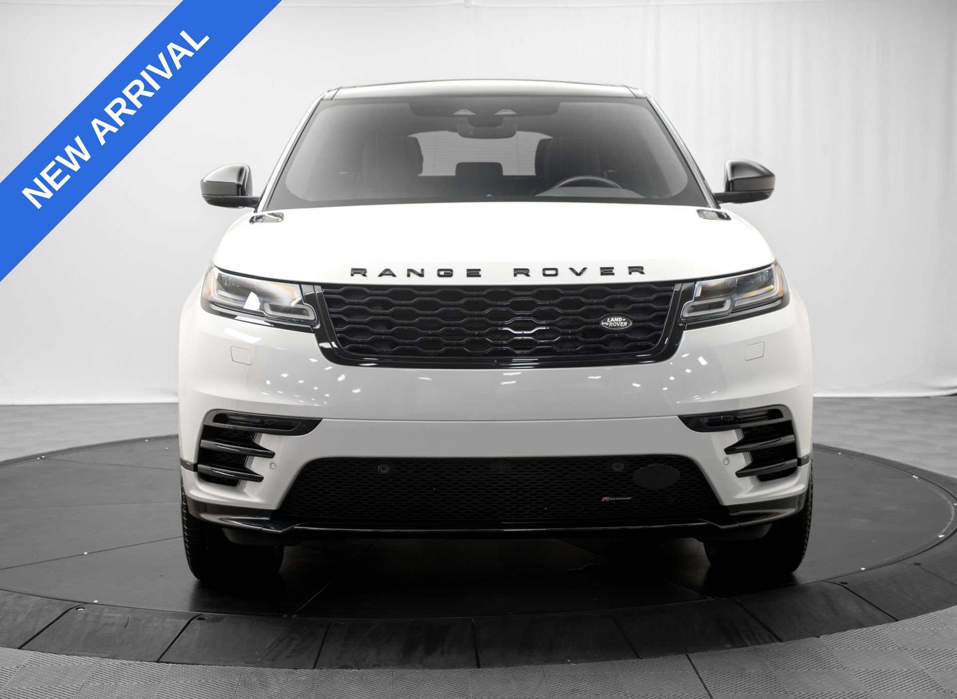 Used 2022 Land Rover Range Rover Velar R-Dynamic S AWD/4WD image 2