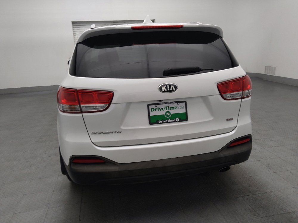 Used 2018 Kia Sorento FWD image 6