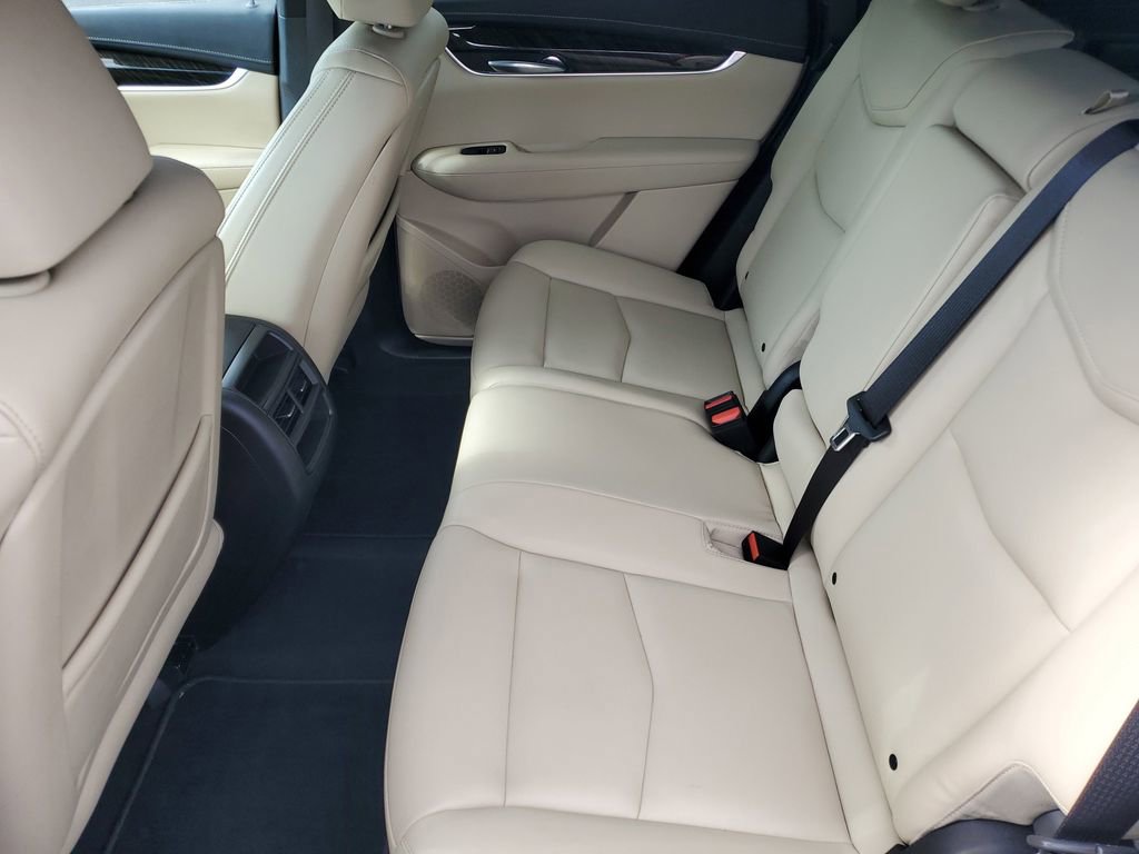 Certified 2017 Cadillac XT5 FWD w/ LPO, Wheel Lock Package image 24