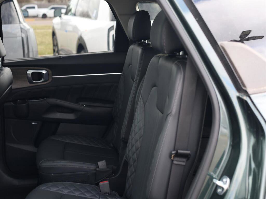 Used 2023 Kia Sorento SX Prestige AWD/4WD image 21