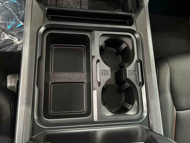 New 2026 Ford F250 Lariat w/ Black Appearance Package AWD/4WD image 15