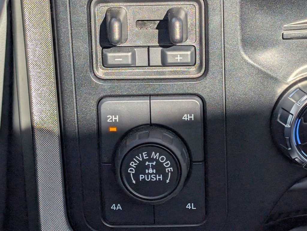 Used 2023 Ford F150 Limited image 40