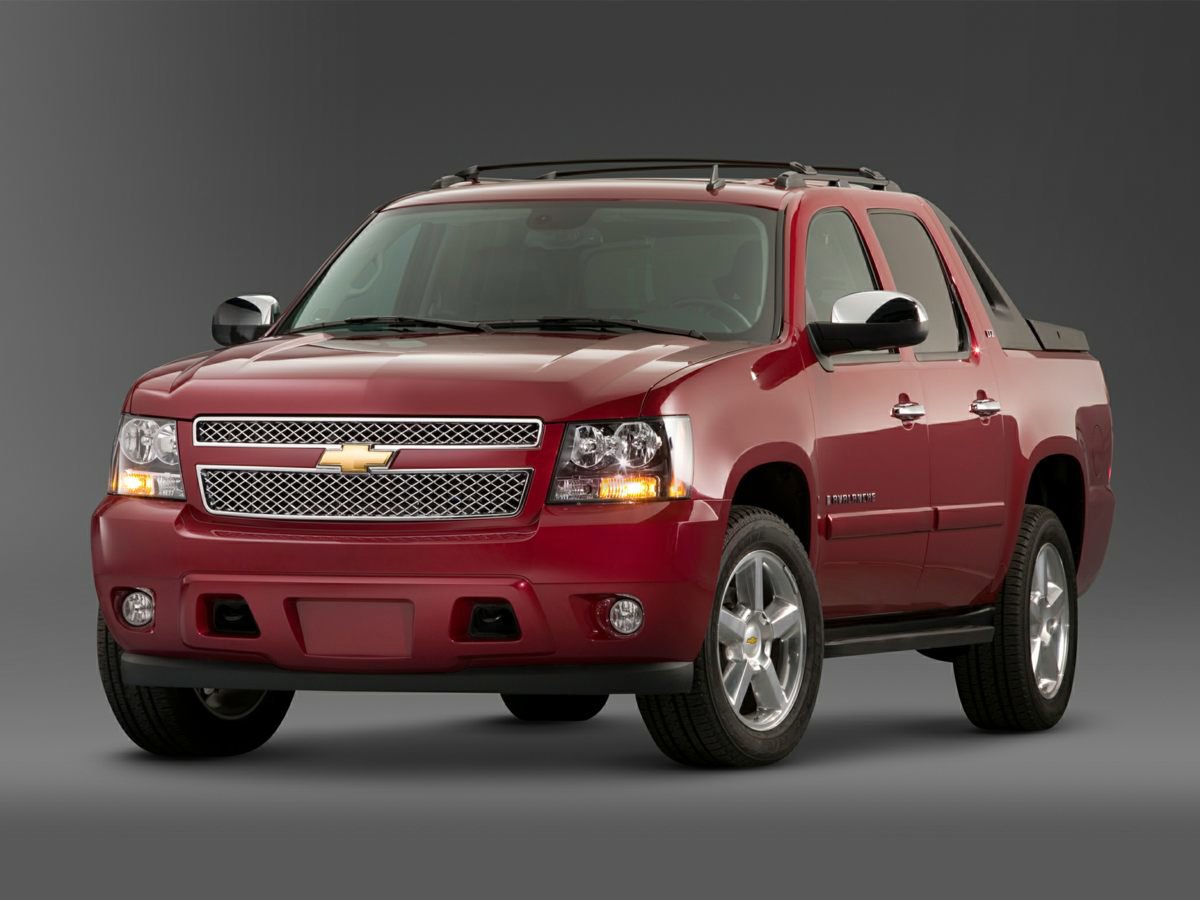 Used 2013 Chevrolet Avalanche LTZ image 1