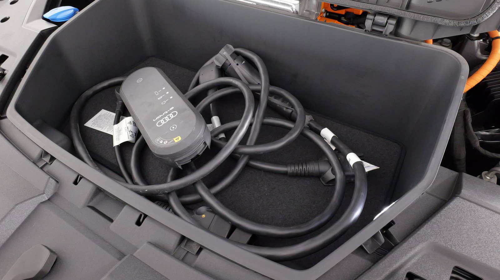 Used 2023 Audi e-tron Prestige w/ Prestige Package image 69