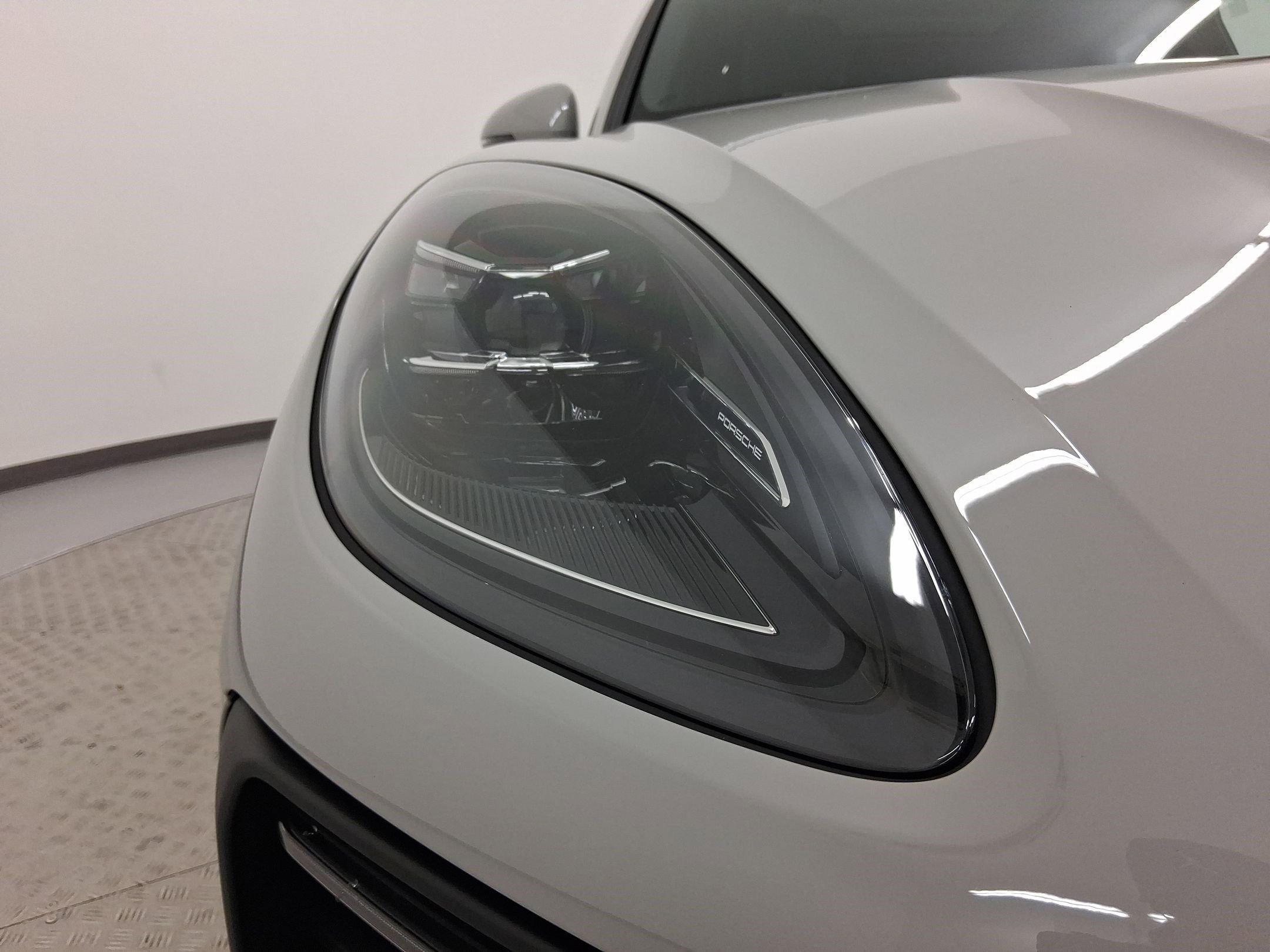 New 2026 Porsche Macan S image 11