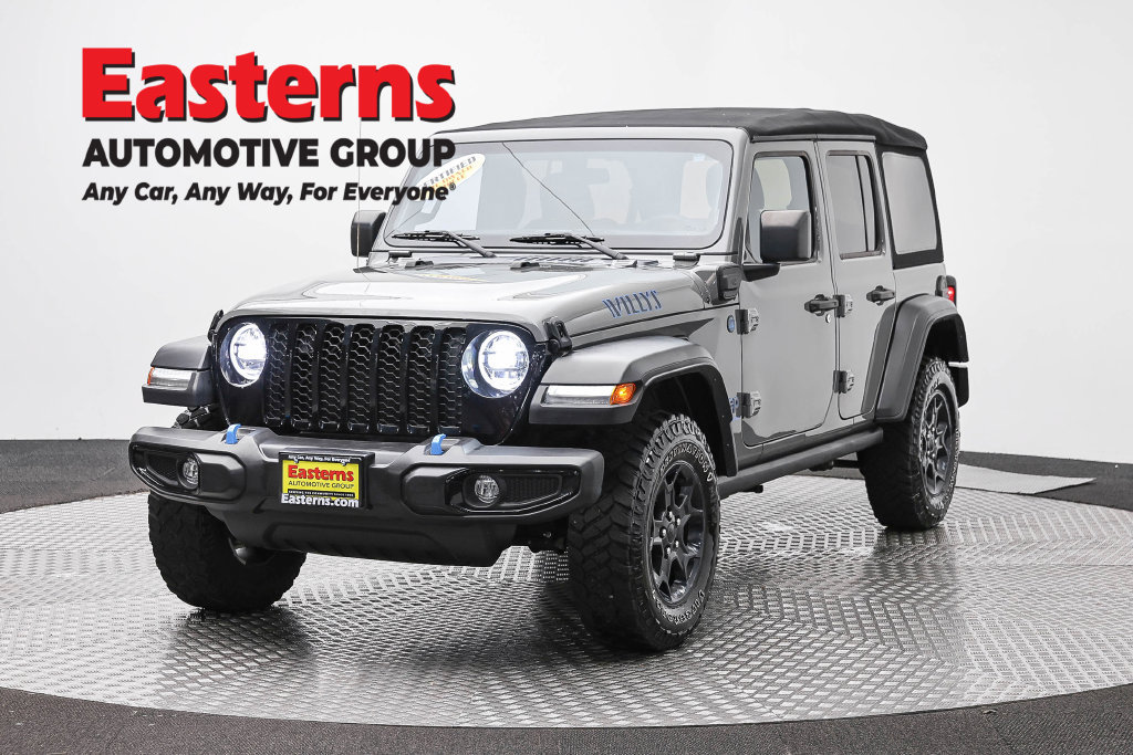 Used 2023 Jeep Wrangler Unlimited w/ Cold Weather Group AWD/4WD image 1