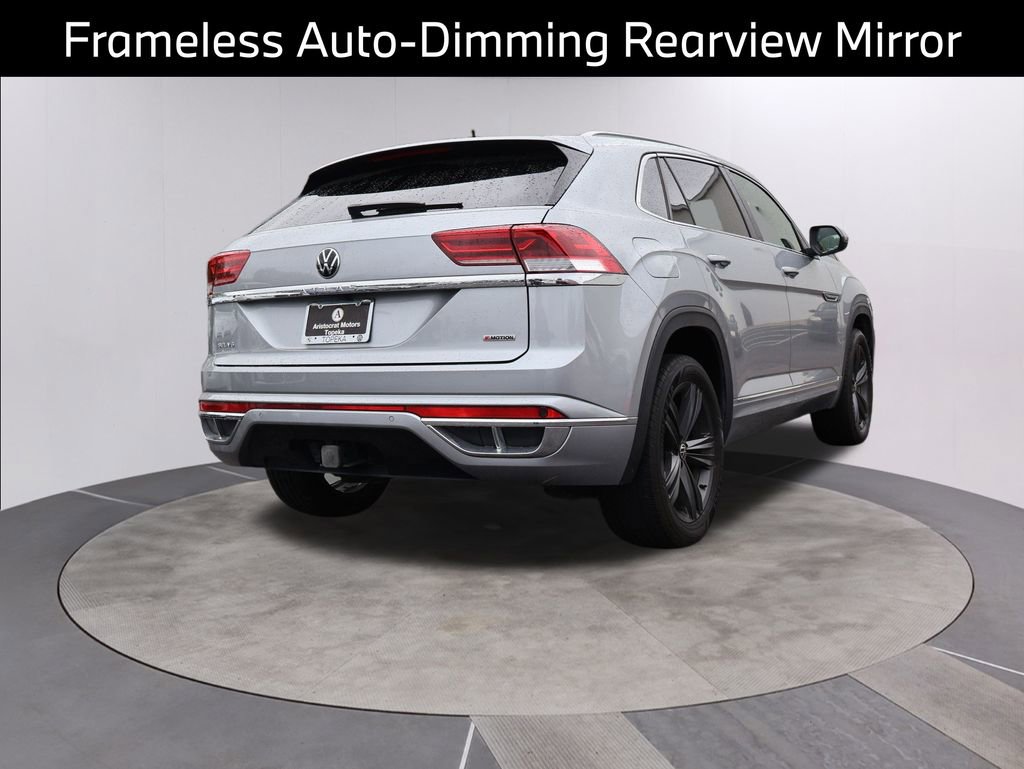 Certified 2022 Volkswagen Atlas Cross Sport SEL R-Line image 9