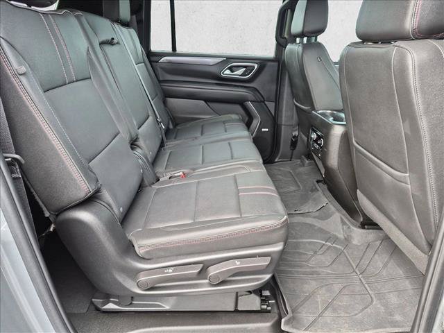 Used 2024 Chevrolet Suburban RST w/ Luxury Package AWD/4WD image 19