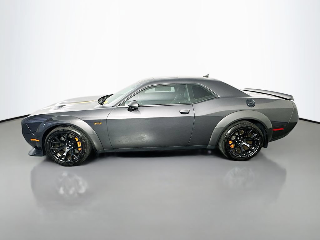 Used 2022 Dodge Challenger R/T Scat Pack RWD image 4