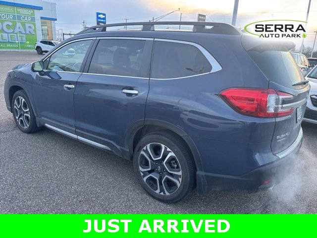 Used 2023 Subaru Ascent Touring w/ Popular Package #2A image 4
