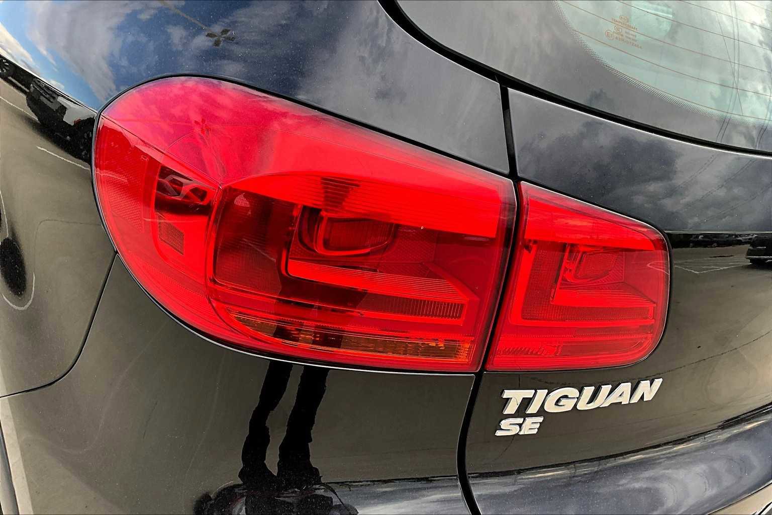 Used 2016 Volkswagen Tiguan SE image 28