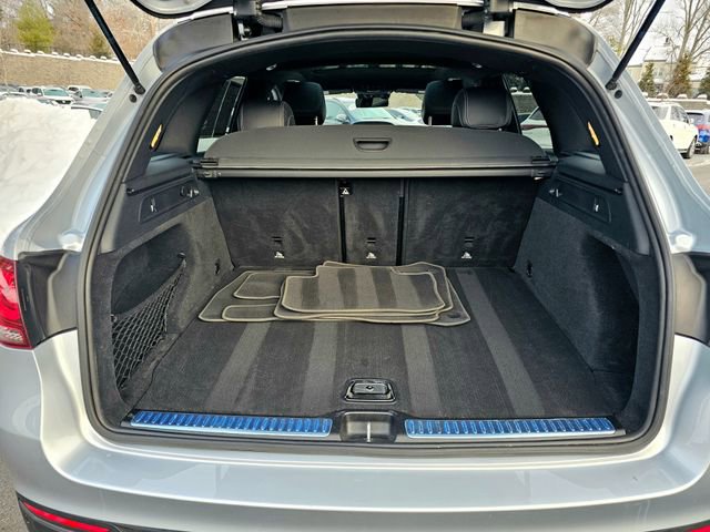 Used 2021 Mercedes-Benz GLC 300 4MATIC image 11