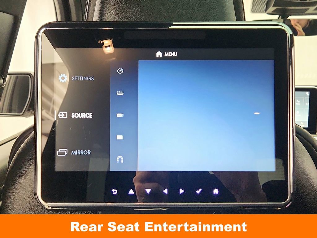 Used 2018 Lincoln Navigator L Reserve w/ Technology Package image 17