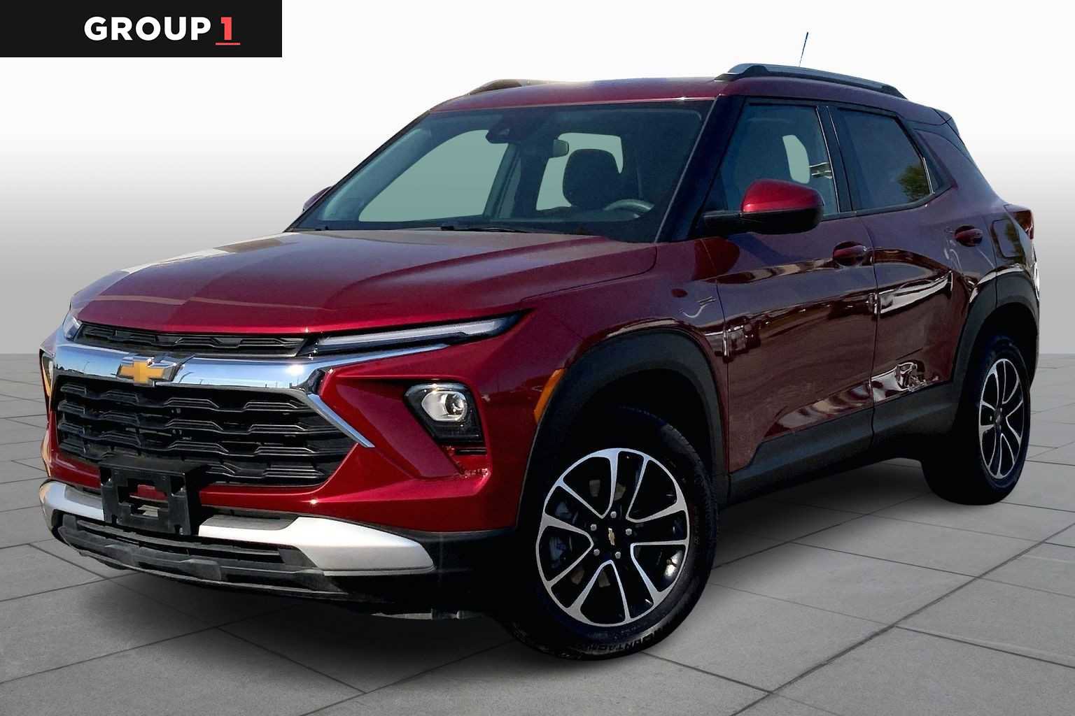 Used 2024 Chevrolet TrailBlazer LT w/ Driver Confidence Package image 1