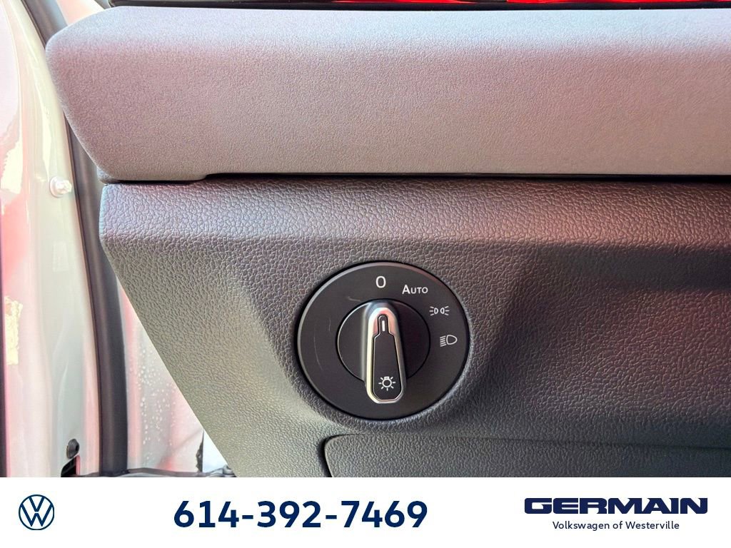 New 2026 Volkswagen Jetta SE FWD image 22