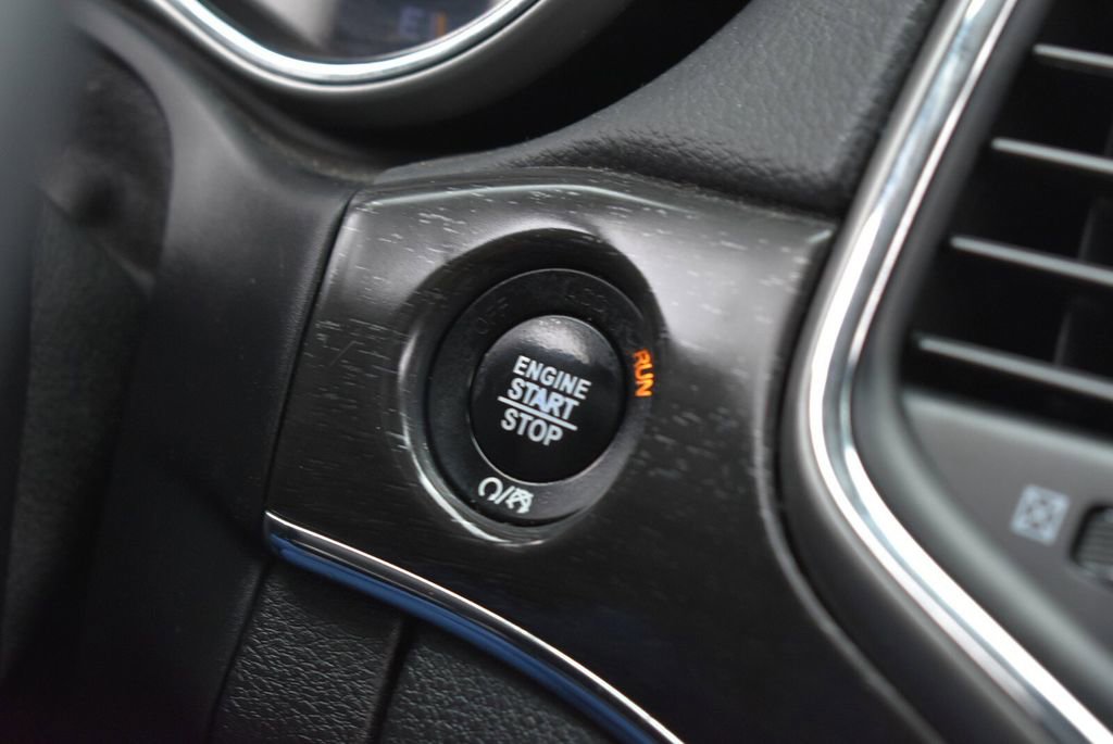 Used 2018 Jeep Grand Cherokee Limited w/ Mopar Chrome Edition Group image 20