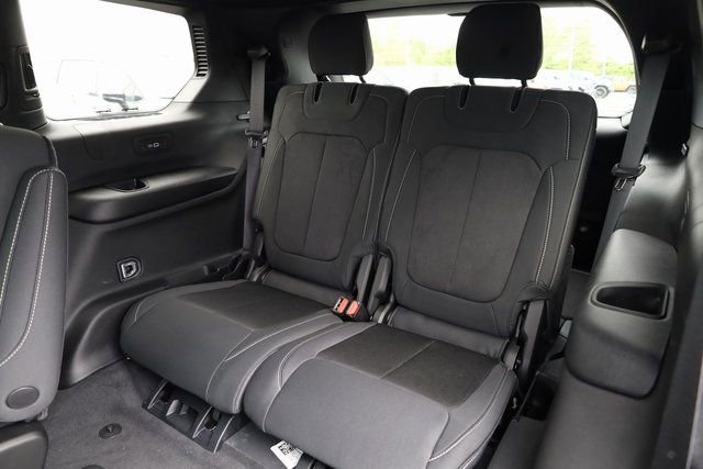 New 2025 Jeep Grand Cherokee L Laredo w/ Luxury Tech Group I AWD/4WD image 23