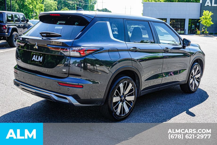 Used 2025 Mitsubishi Outlander SE FWD image 5