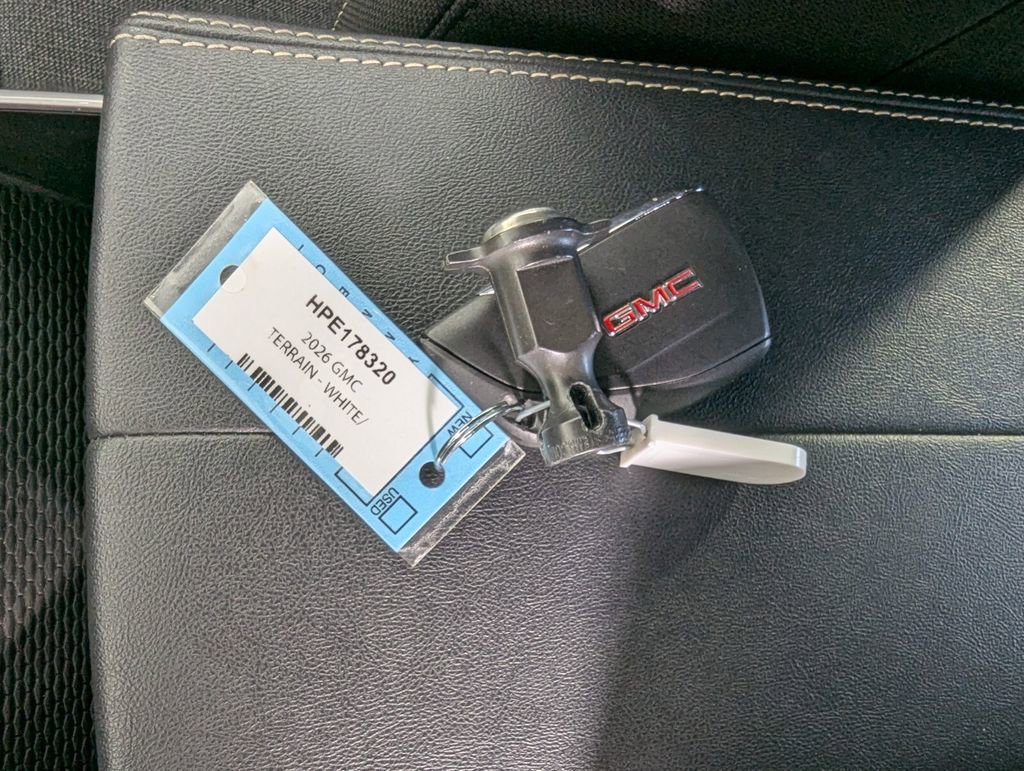 Used 2026 GMC Terrain Elevation image 27