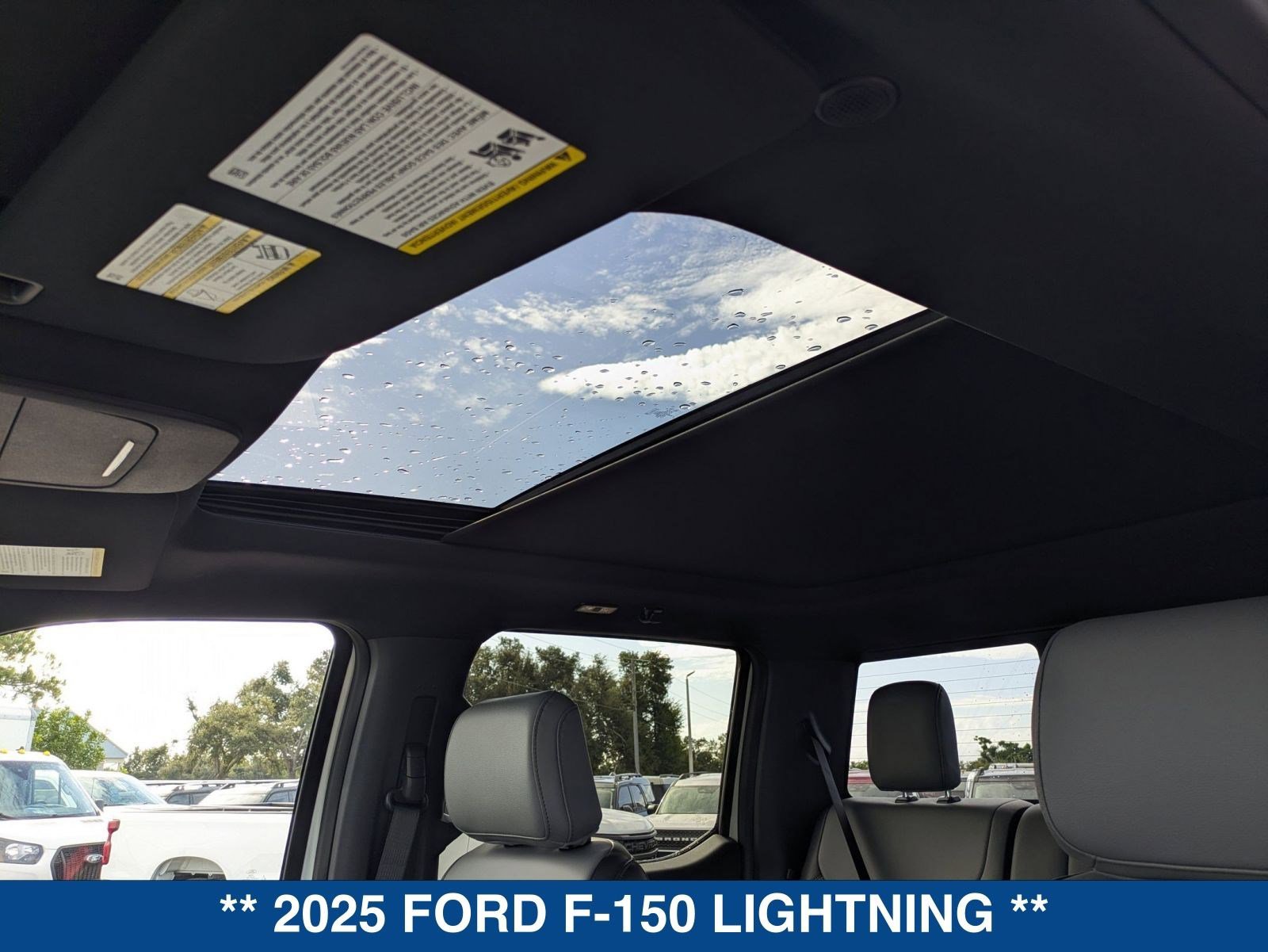 New 2025 Ford F150 Lightning Lariat image 25