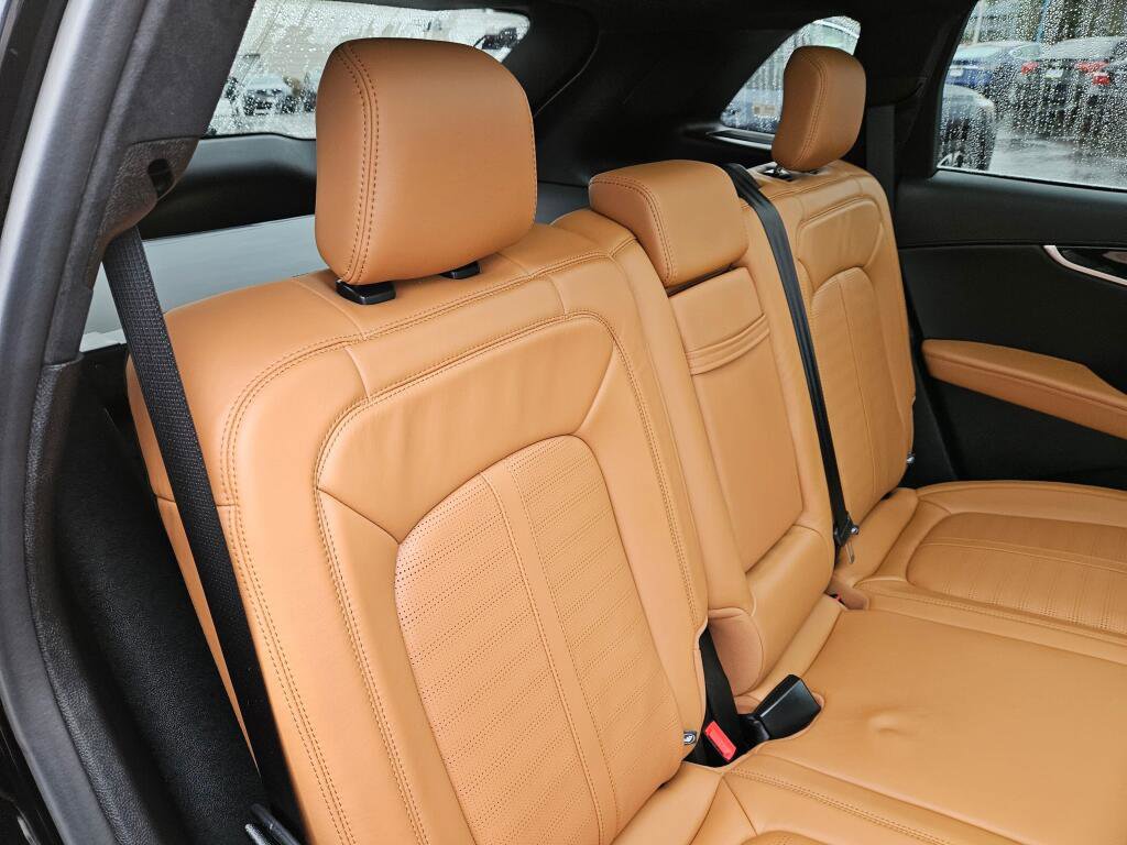 Used 2023 Lincoln Nautilus Black Label w/ Class II Trailer Tow Package image 17