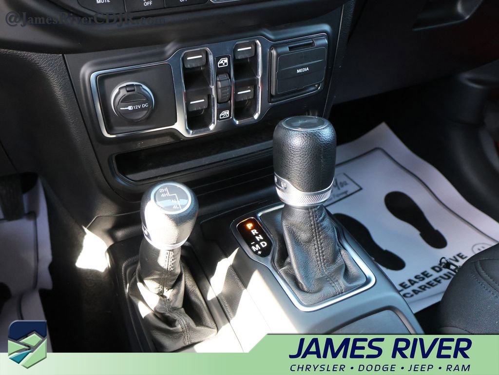 Used 2021 Jeep Wrangler Unlimited Sport w/ Sun And Sound Package AWD/4WD image 41