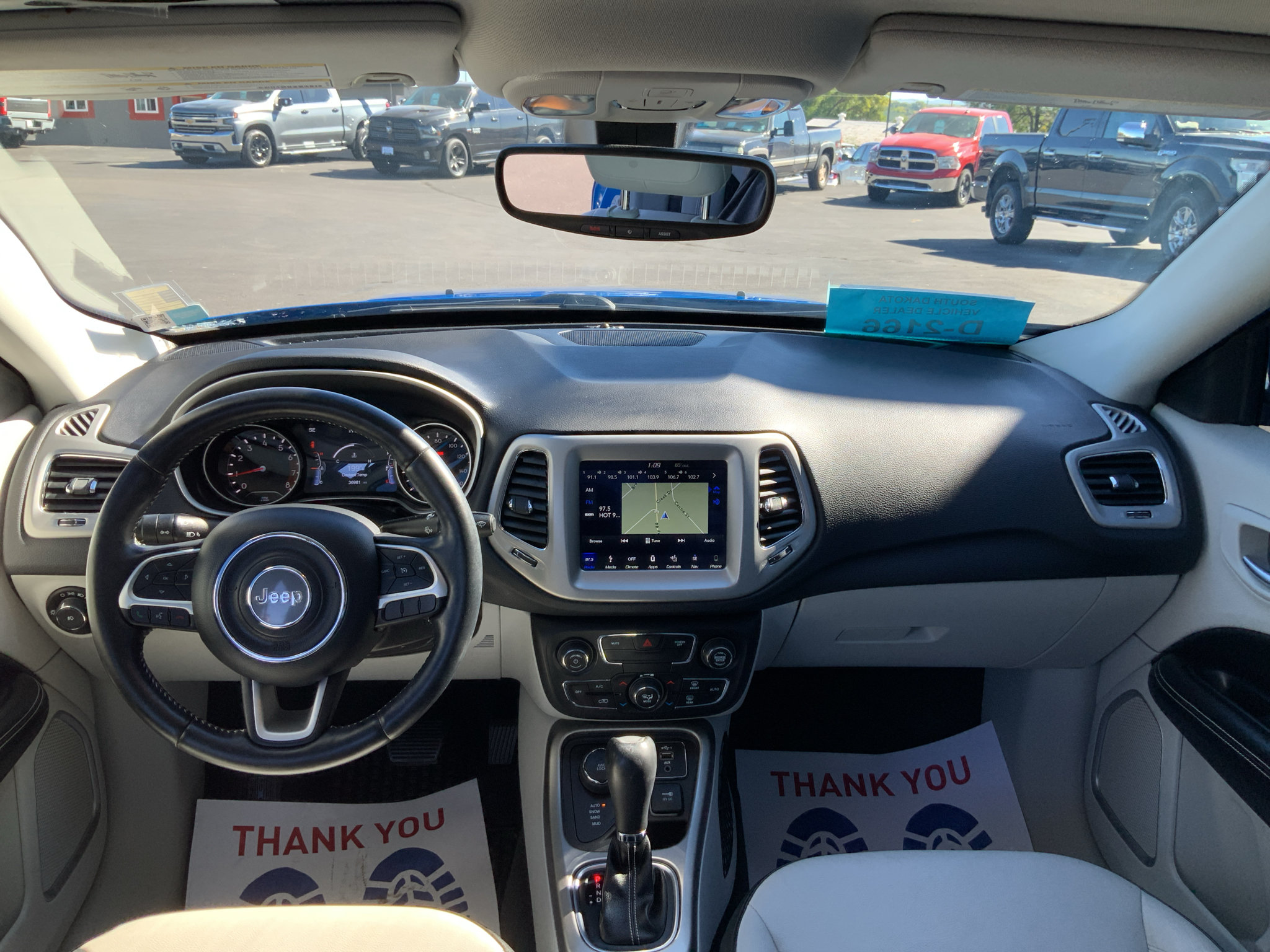 Used 2019 Jeep Compass Latitude w/ Popular Equipment Group AWD/4WD image 17