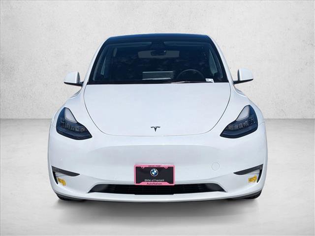 Used 2022 Tesla Model Y Long Range image 2