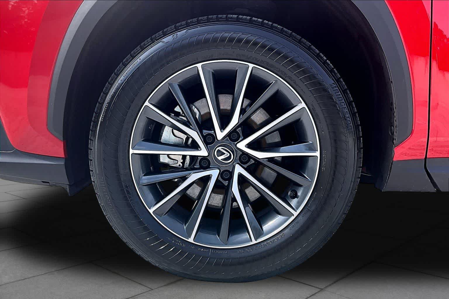 Used 2025 Lexus NX 350h AWD w/ Cold Area Package image 18