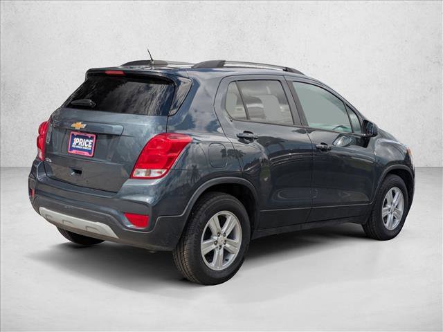 Used 2021 Chevrolet Trax LT w/ LT Convenience Package image 5