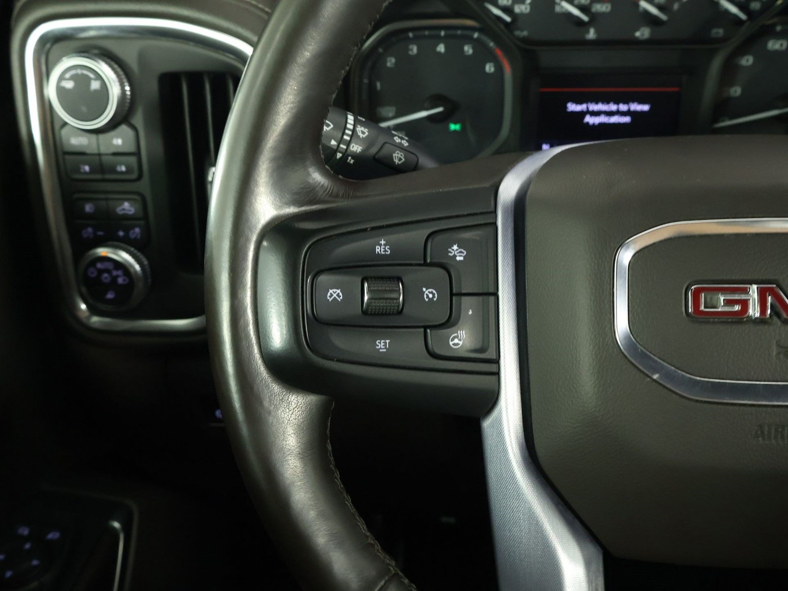 Used 2019 GMC Sierra 1500 SLT w/ SLT Premium Plus Package AWD/4WD image 10