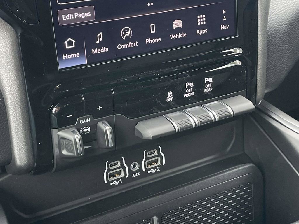 New 2026 RAM 1500 4x4 Crew Cab image 36
