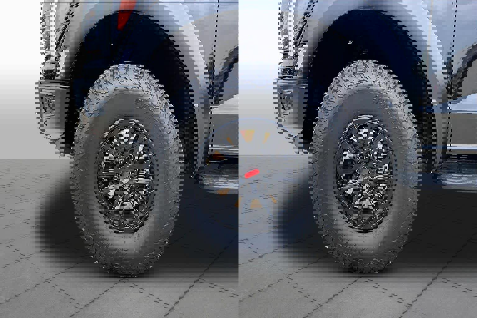 Used 2025 Ford F150 Raptor AWD/4WD image 11