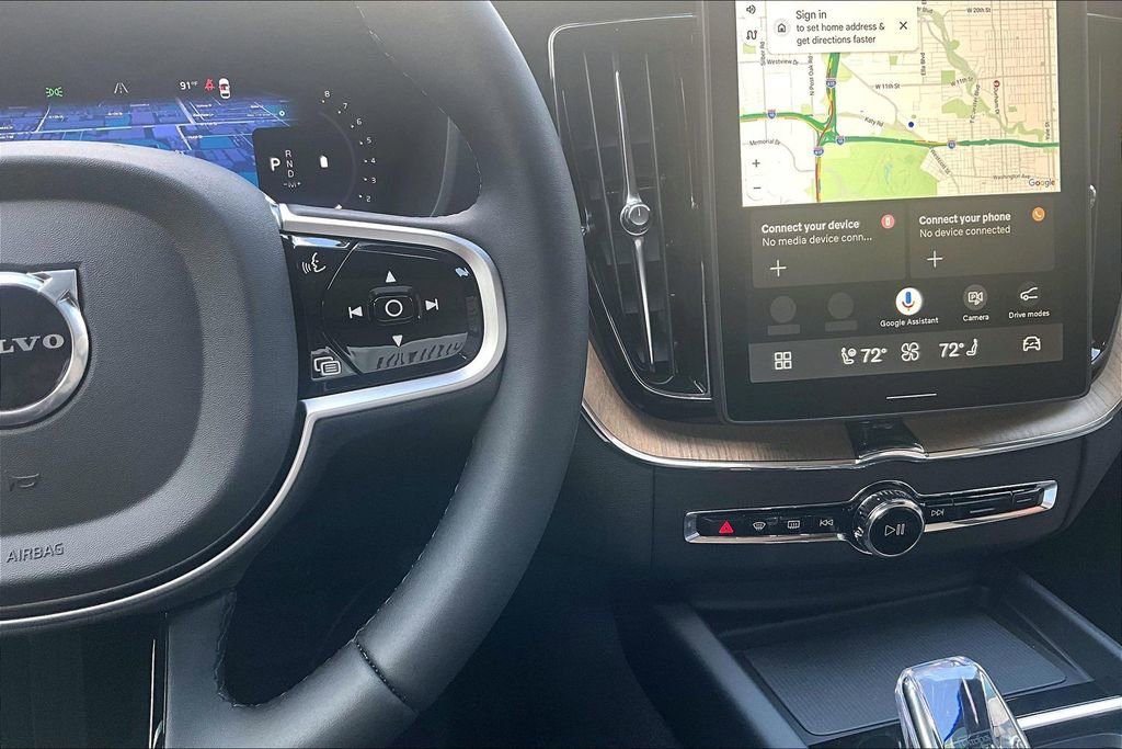 New 2026 Volvo XC60 B5 Plus w/ Protection Package Premier AWD/4WD image 25