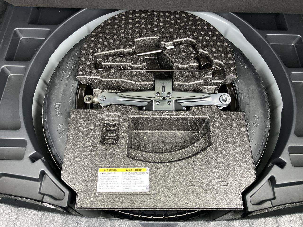Certified 2026 Toyota Corolla Cross XLE FWD image 27