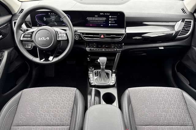 New 2026 Kia Seltos S FWD image 16