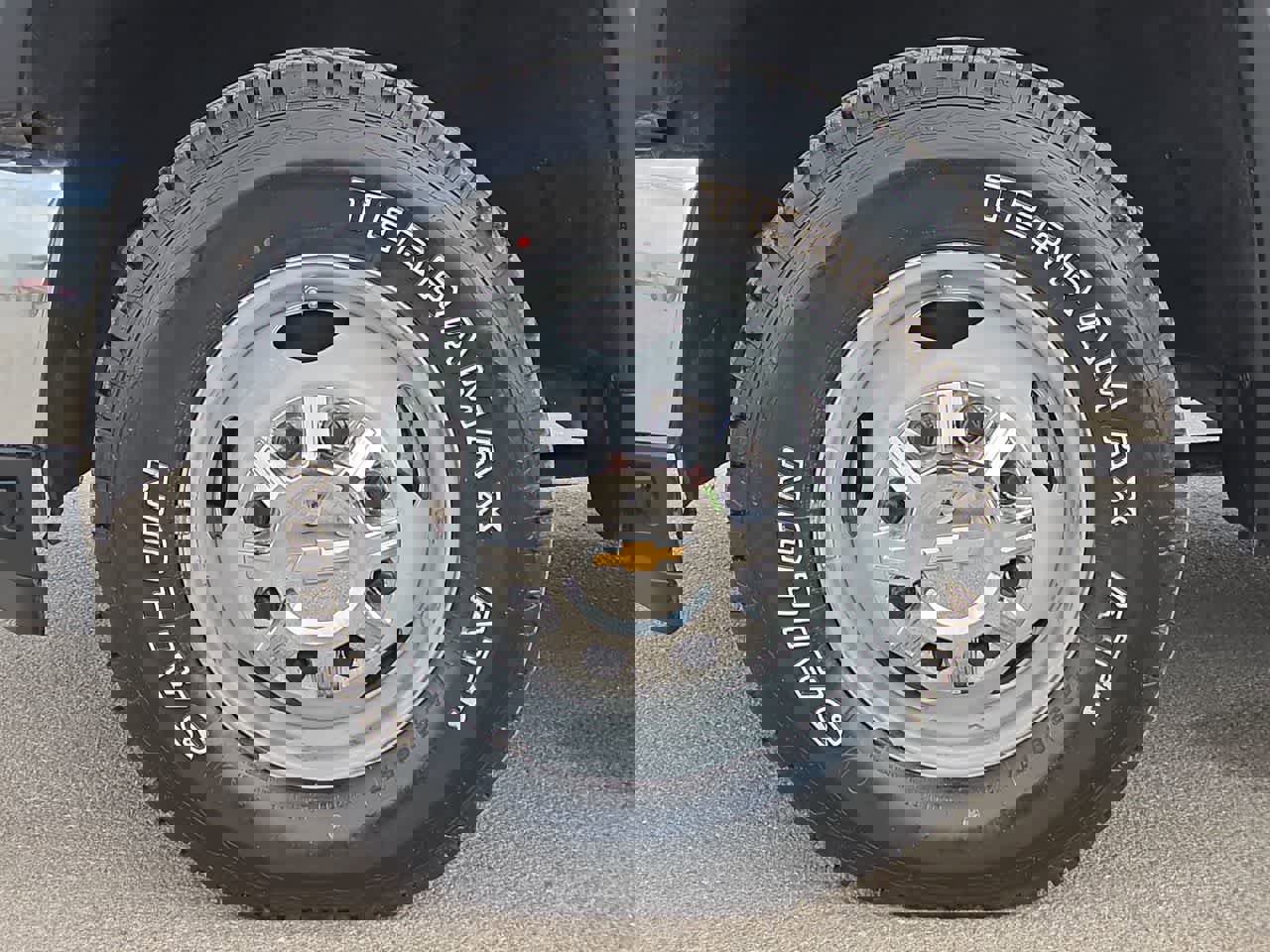 Used 2024 Chevrolet Silverado 3500 LT w/ Convenience Package image 12