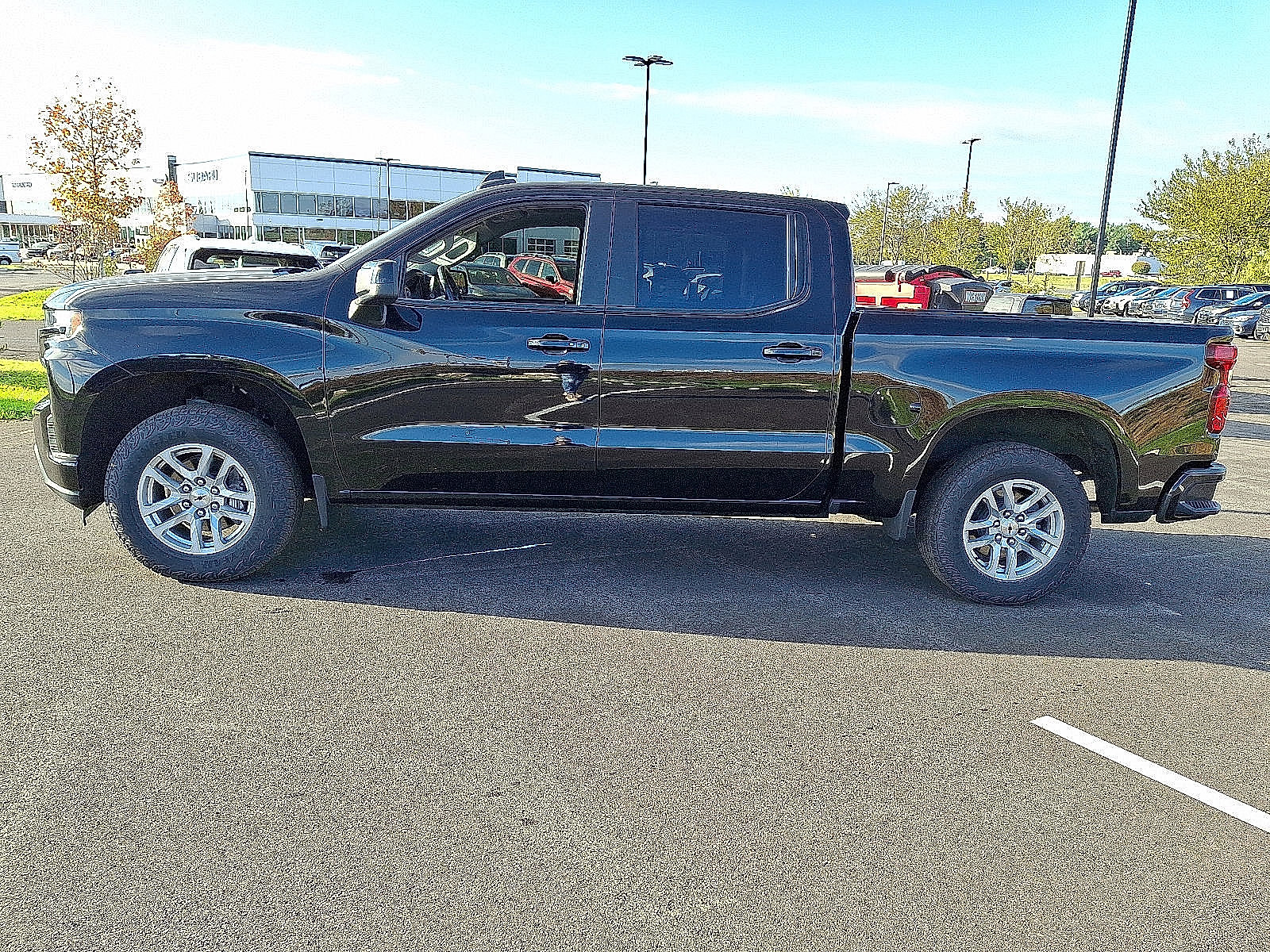 Used 2022 Chevrolet Silverado 1500 RST image 4