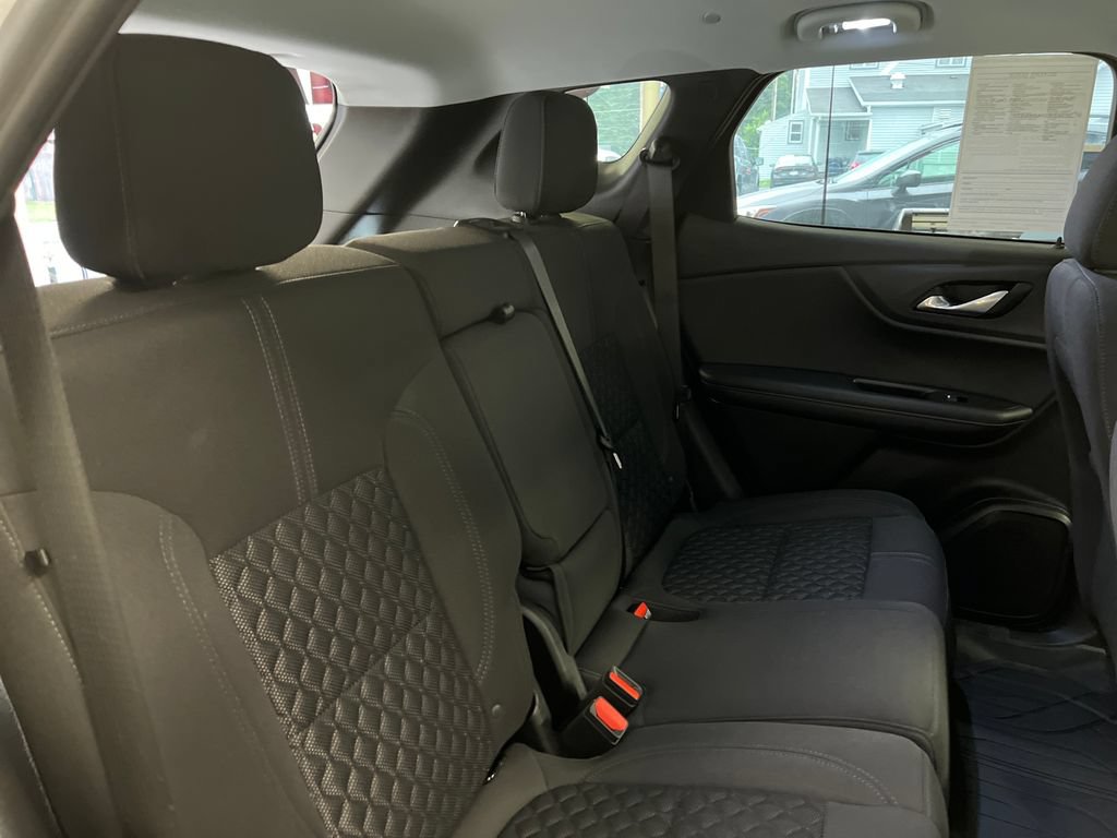 Used 2022 Chevrolet Blazer LT AWD/4WD image 40