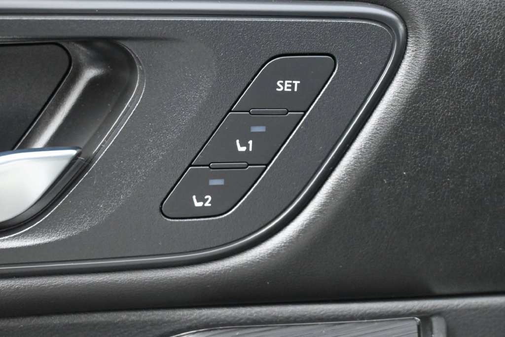 Used 2023 Nissan Rogue SL w/ SL Premium Package AWD/4WD image 5