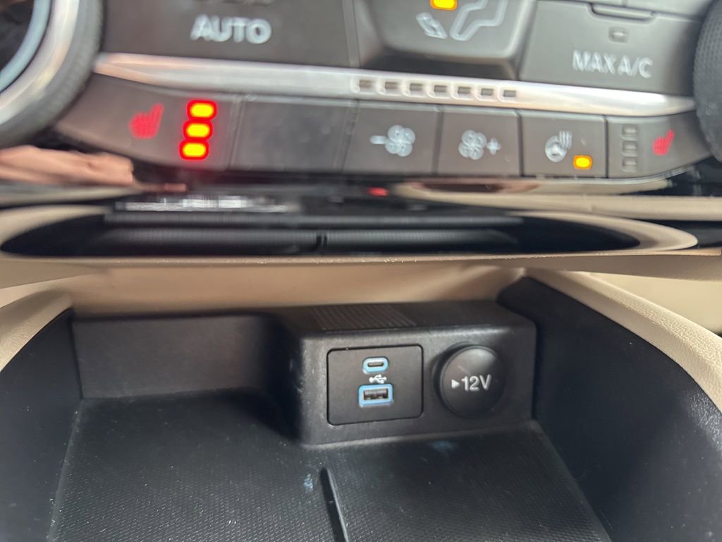 Used 2022 Ford Escape SEL image 20