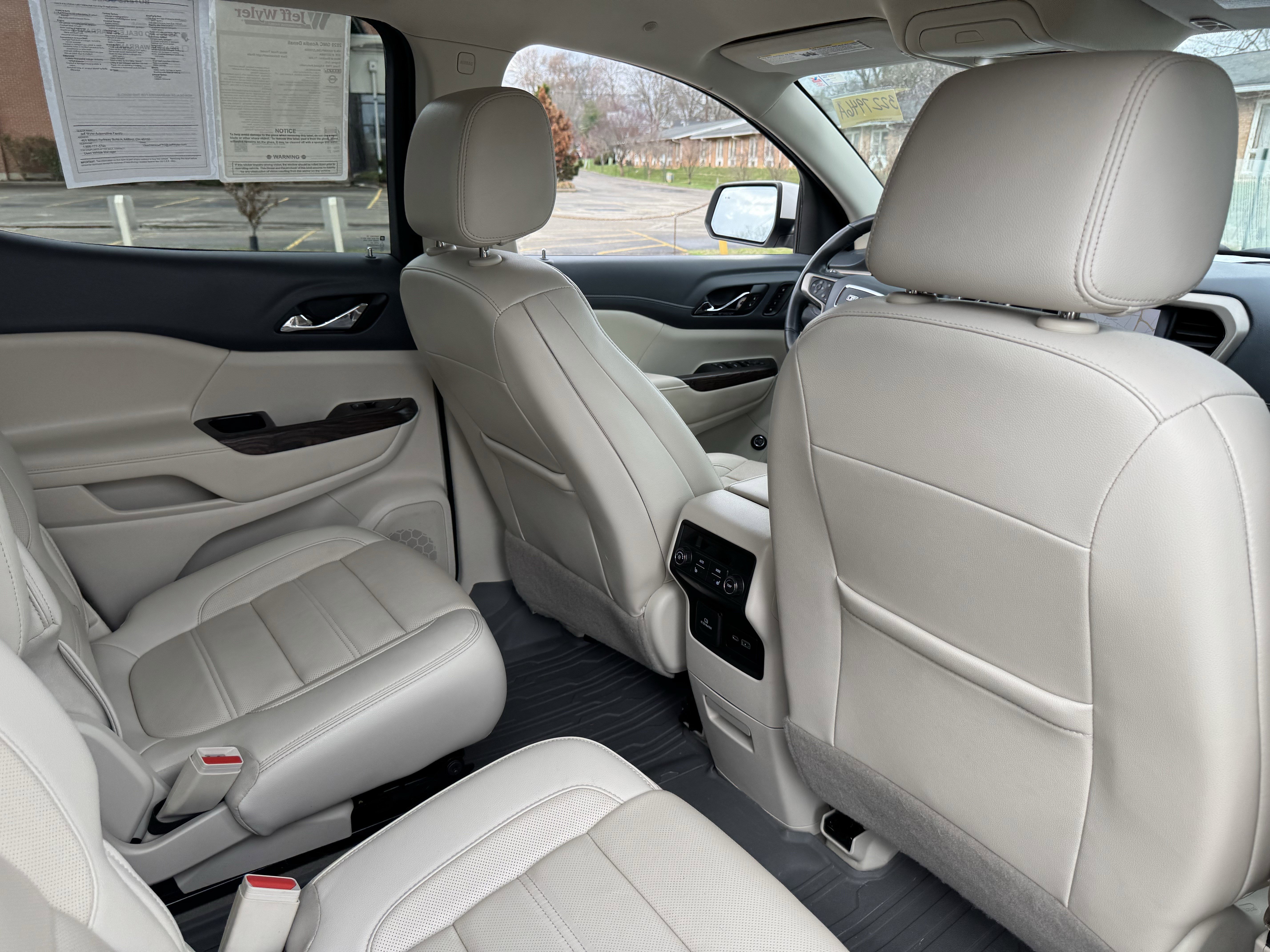 Used 2020 GMC Acadia Denali w/ Technology Package image 39