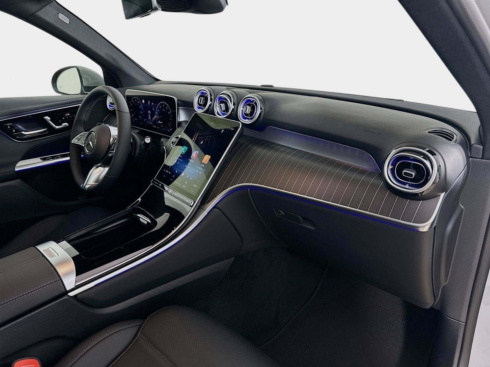 Certified 2026 Mercedes-Benz GLC 300 4MATIC image 36