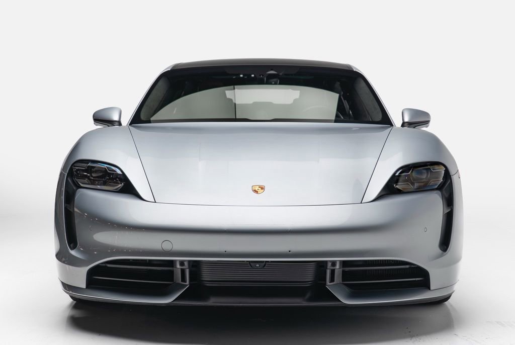 Used 2020 Porsche Taycan Turbo w/ Performance Package image 4