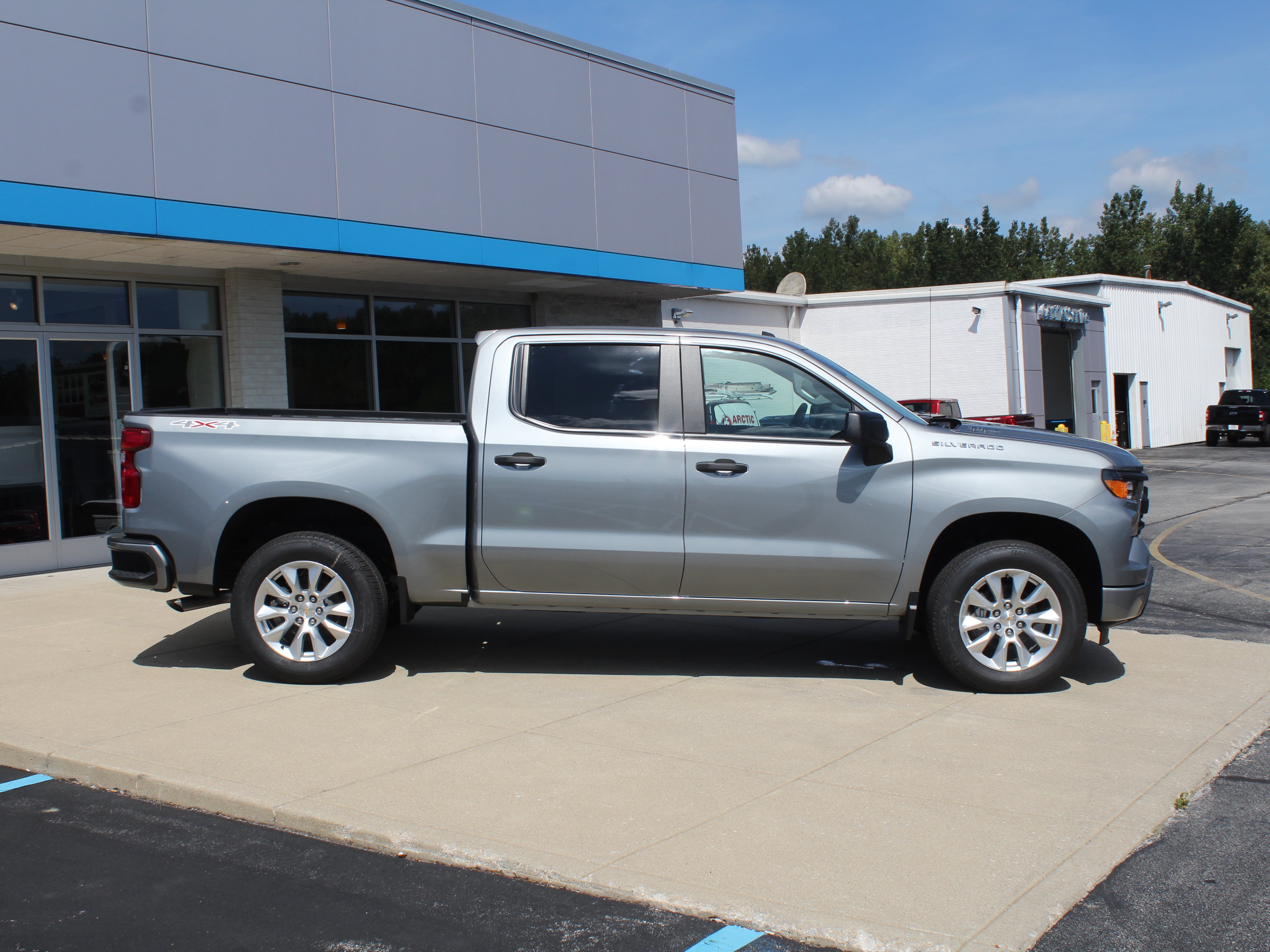 New 2026 Chevrolet Silverado 1500 Custom AWD/4WD image 5