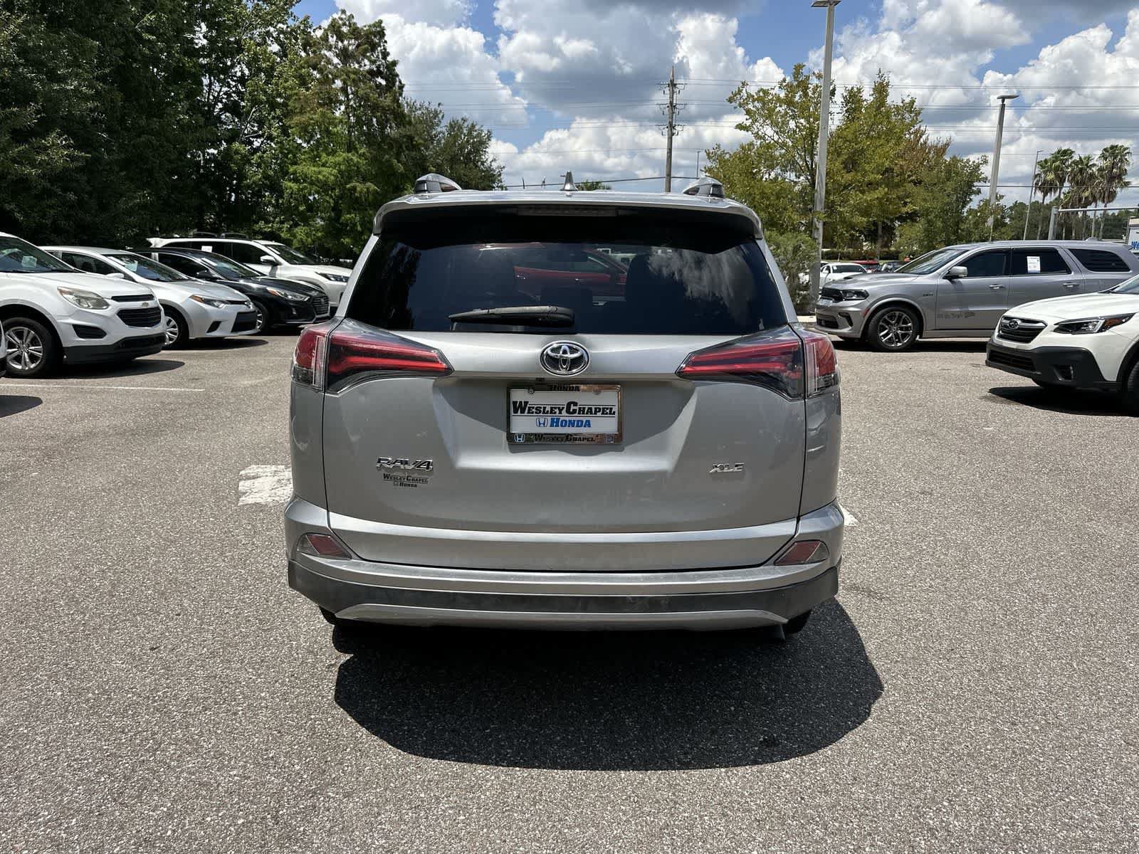 Used 2018 Toyota RAV4 XLE w/ Plus Extra Value Package FWD image 5