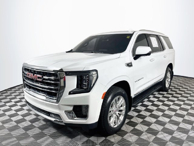 Used 2022 GMC Yukon SLT w/ SLT Premium Package AWD/4WD image 4